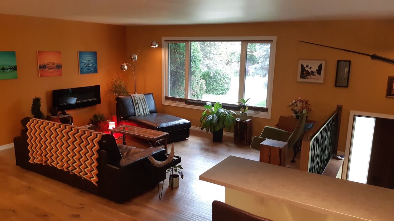 Photo of Livingroom in Birds Hill