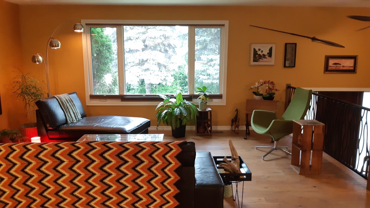 Photo of Livingroom in Birds Hill