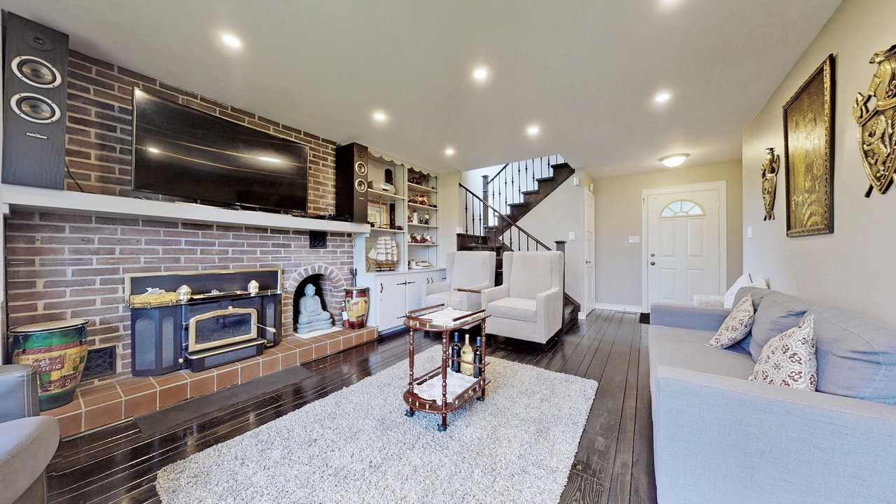 Photo of Livingroom in Brock