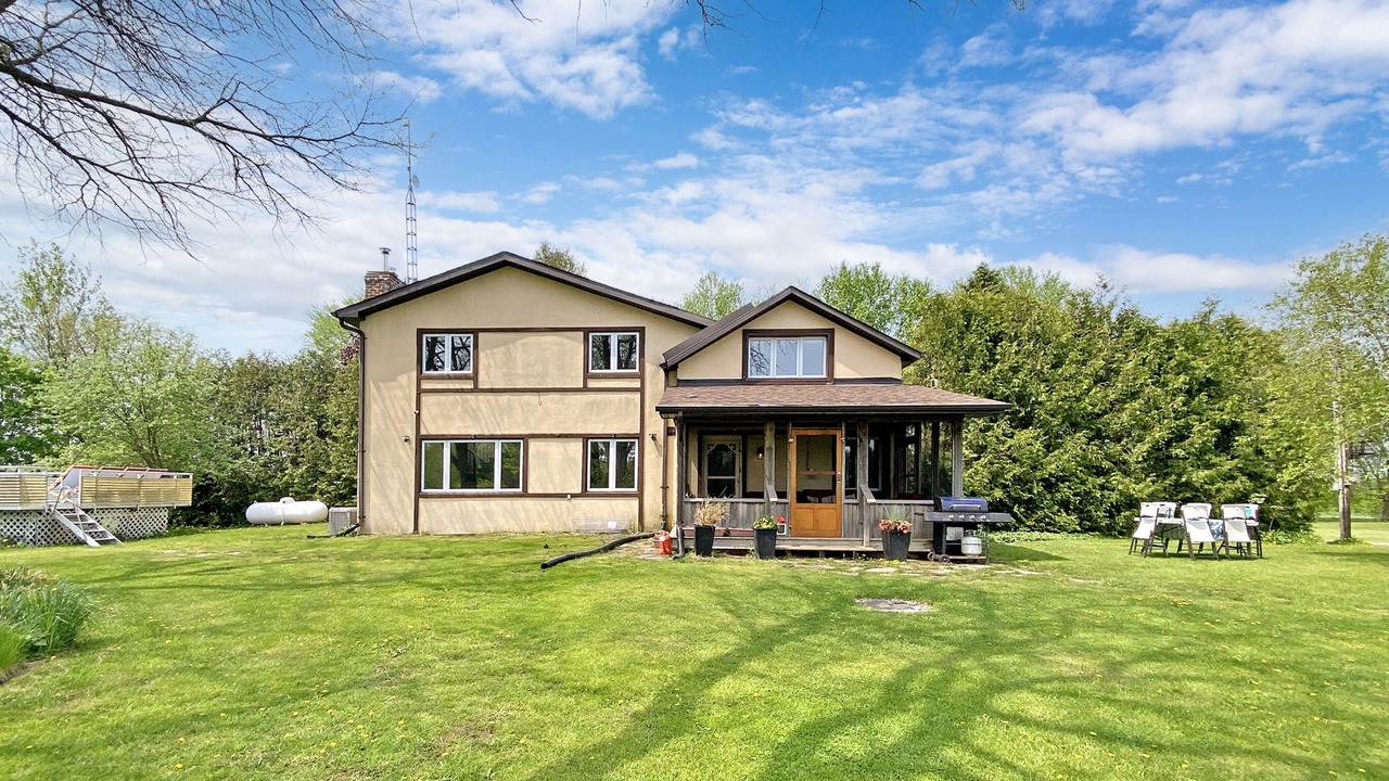 Photo of Outdoor in Brock
