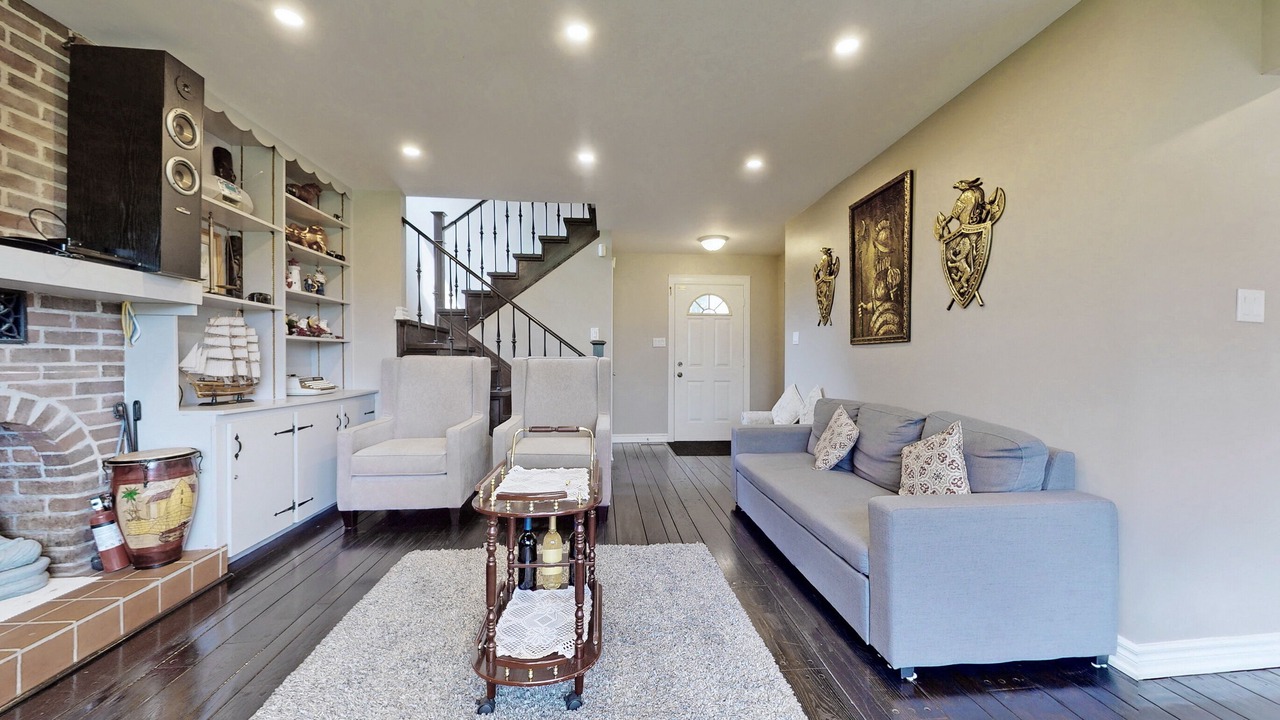 Photo of Livingroom in Brock