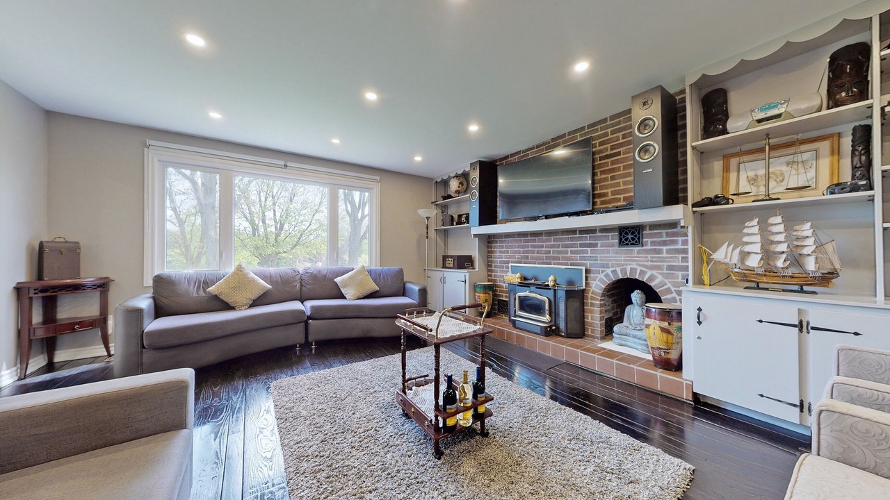 Photo of Livingroom in Brock