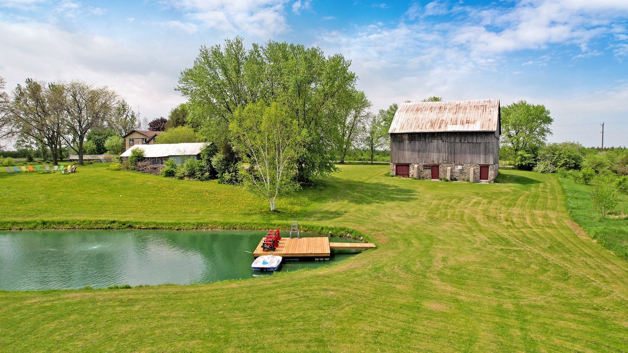 Photo of Outdoor in Brock