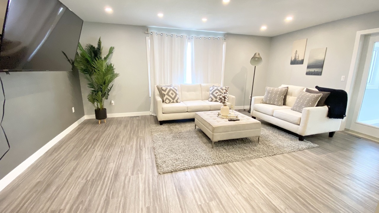 Photo of Livingroom in Drumheller