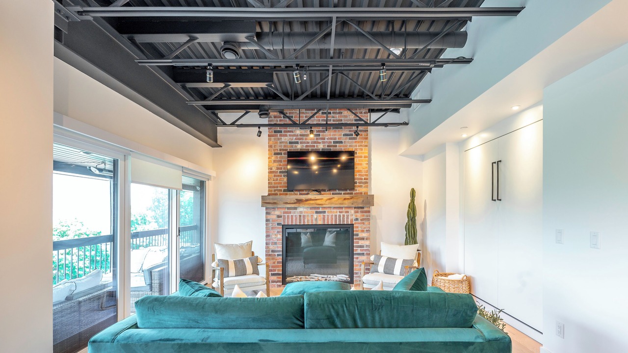 Photo of Livingroom in Kelowna Central Business District