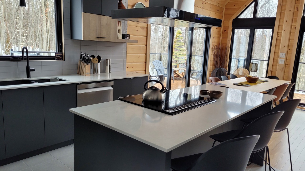 Photo of Kitchen in Lac Superieur Village