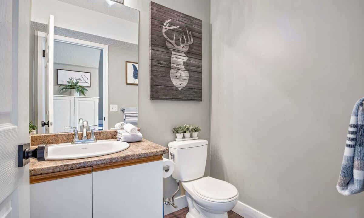 Photo of Bathroom in Canmore
