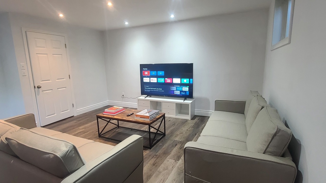 Photo of Livingroom in Jordan Station