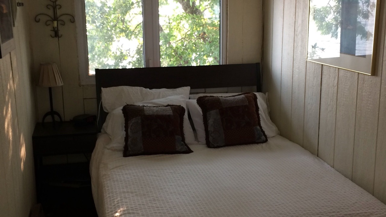 Photo of Bedroom in Beaconia
