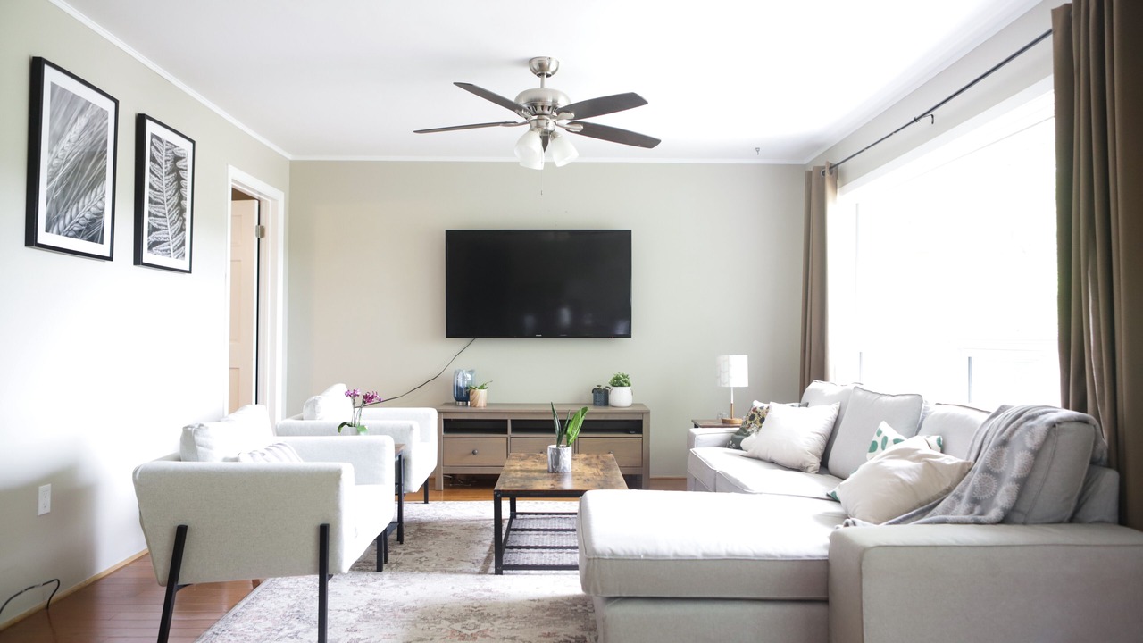 Photo of Livingroom in Tiny