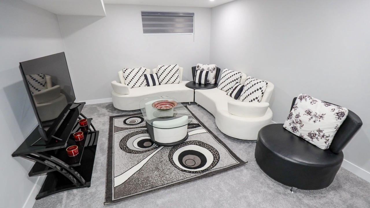 Photo of Livingroom in Winnipeg