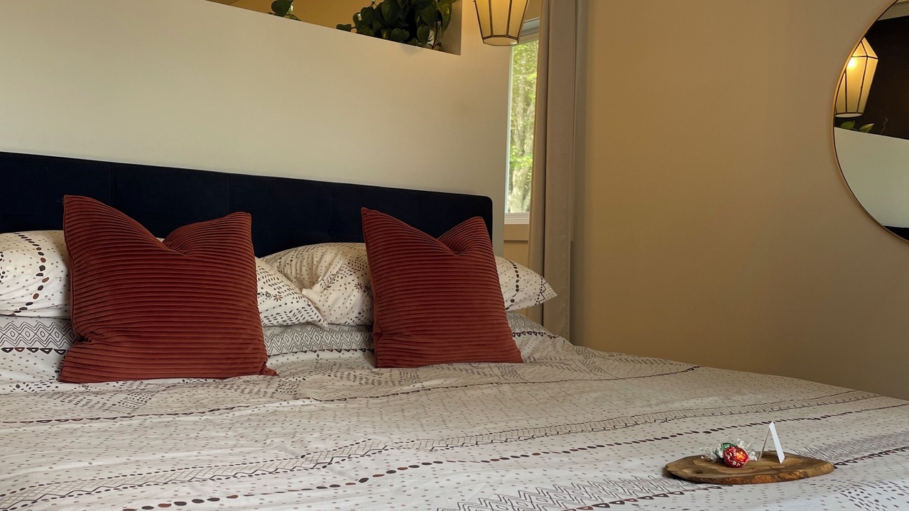 Photo of Bedroom in Erbs Cove