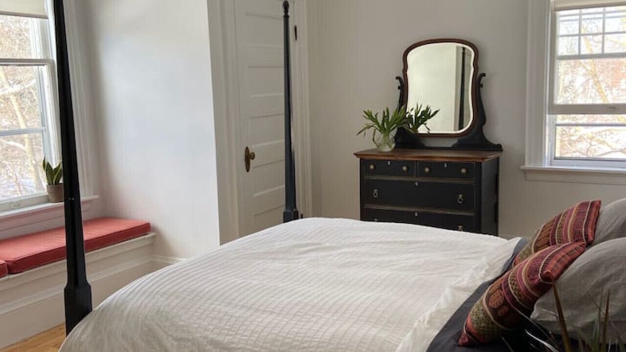 Photo of Bedroom in Meaford