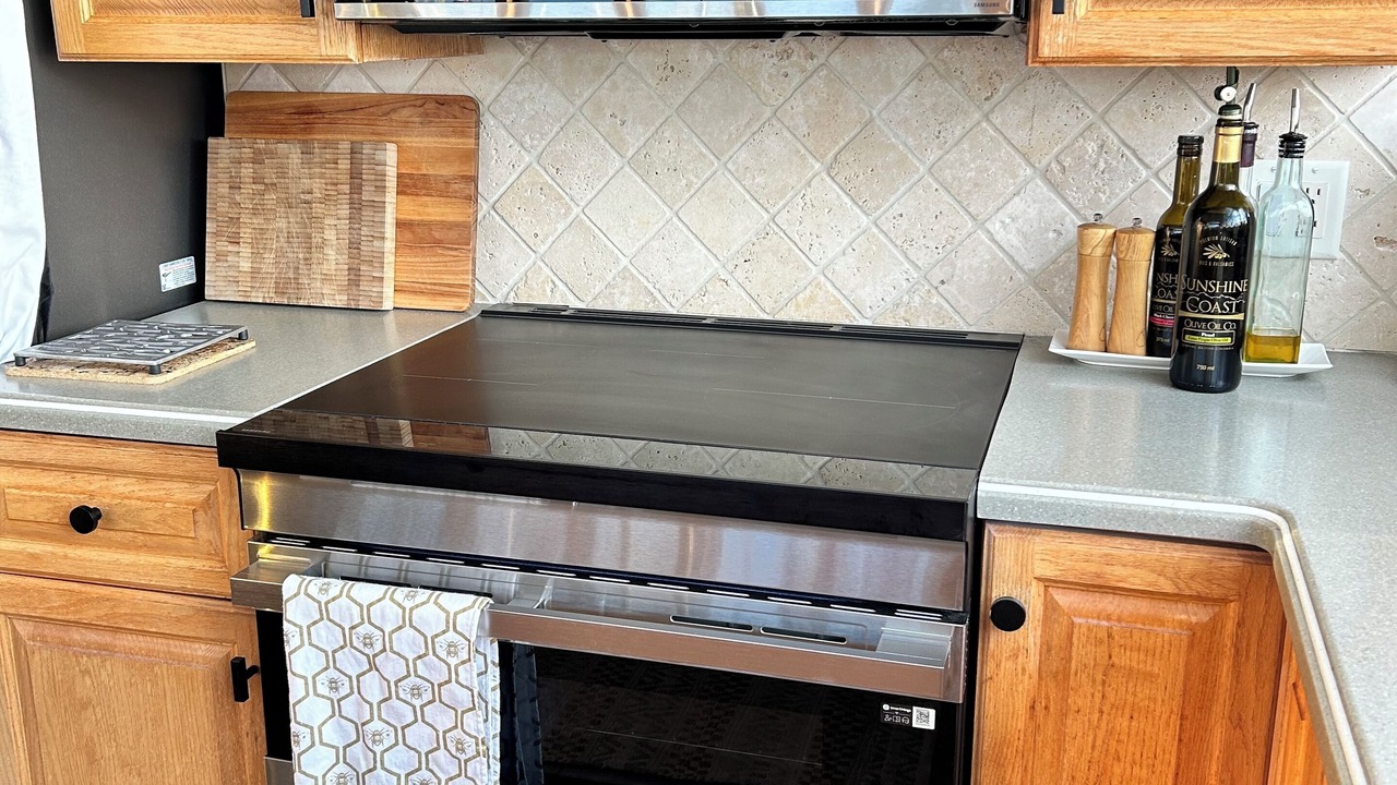 Photo of Kitchen in Garden Bay