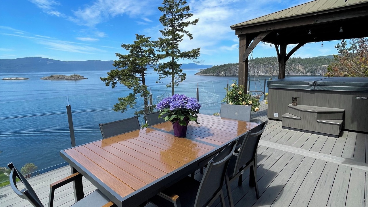 Photo of Outdoor in Garden Bay