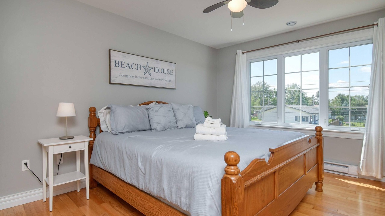 Photo of Bedroom in Pointe-du-Chene