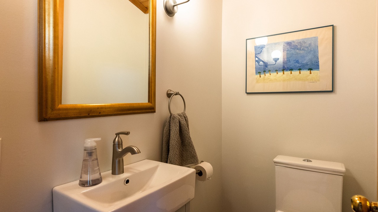 Photo of Bathroom in Eagle Lake