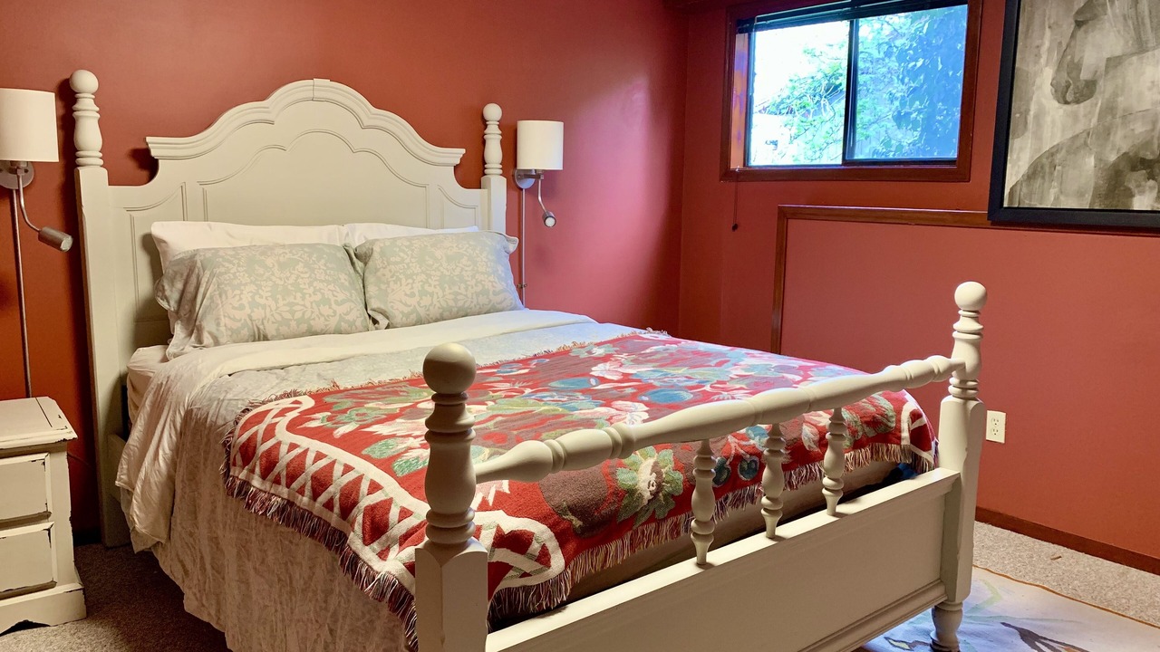 Photo of Bedroom in North Saanich