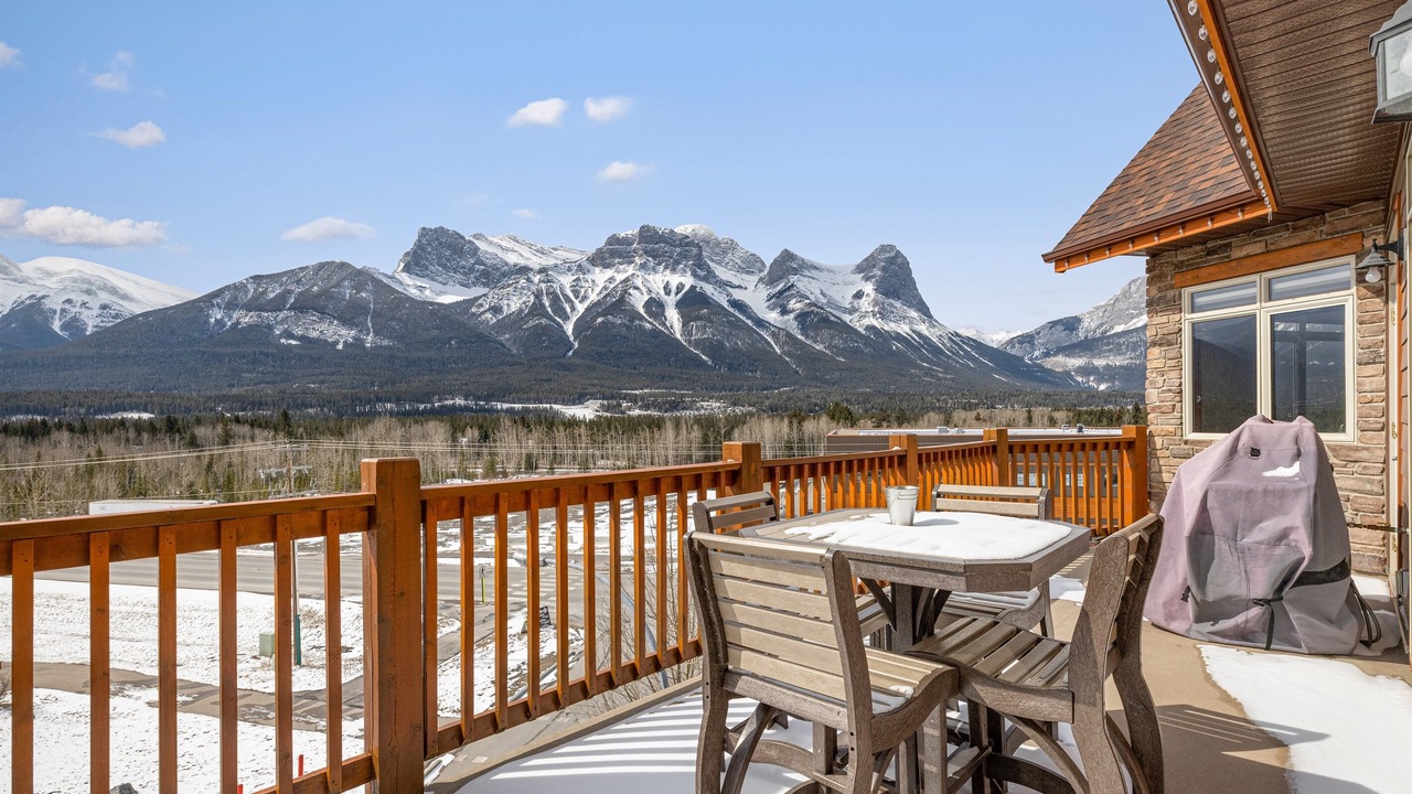 Photo of Patio Balcony in Canmore