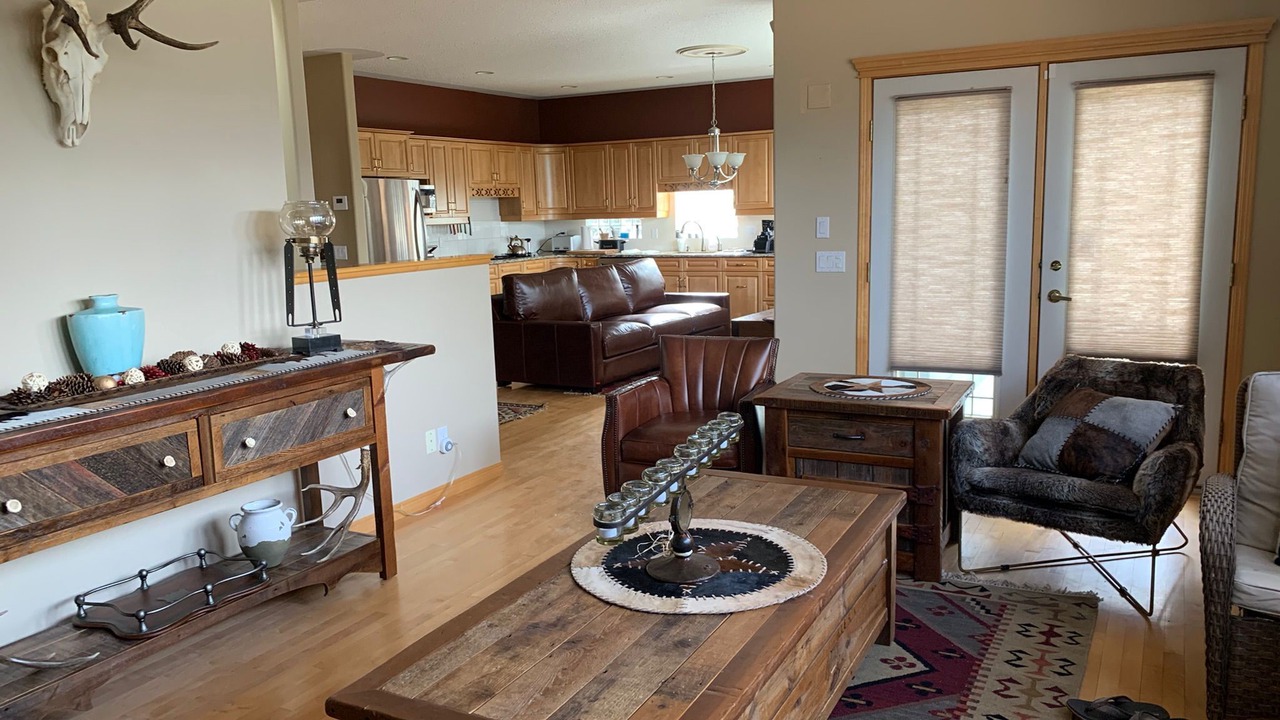 Photo of Livingroom in Cougar Creek