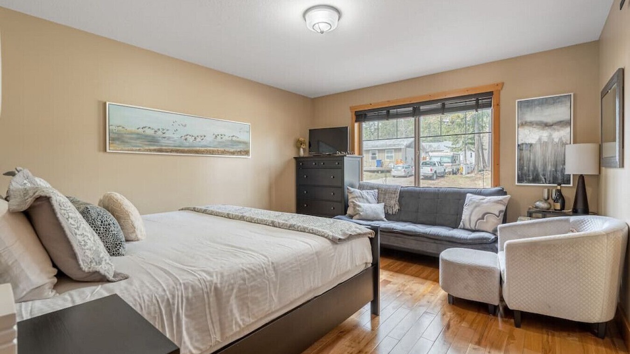 Photo of Bedroom in East Kootenay