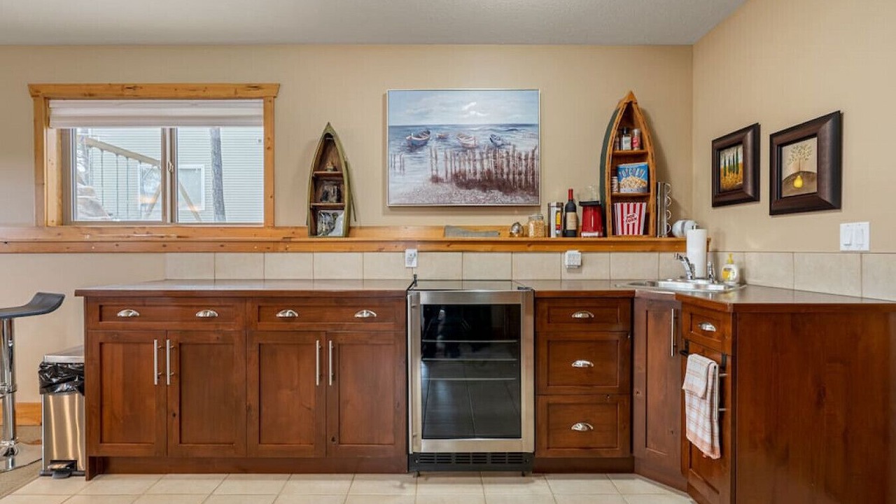 Photo of Livingroom in East Kootenay