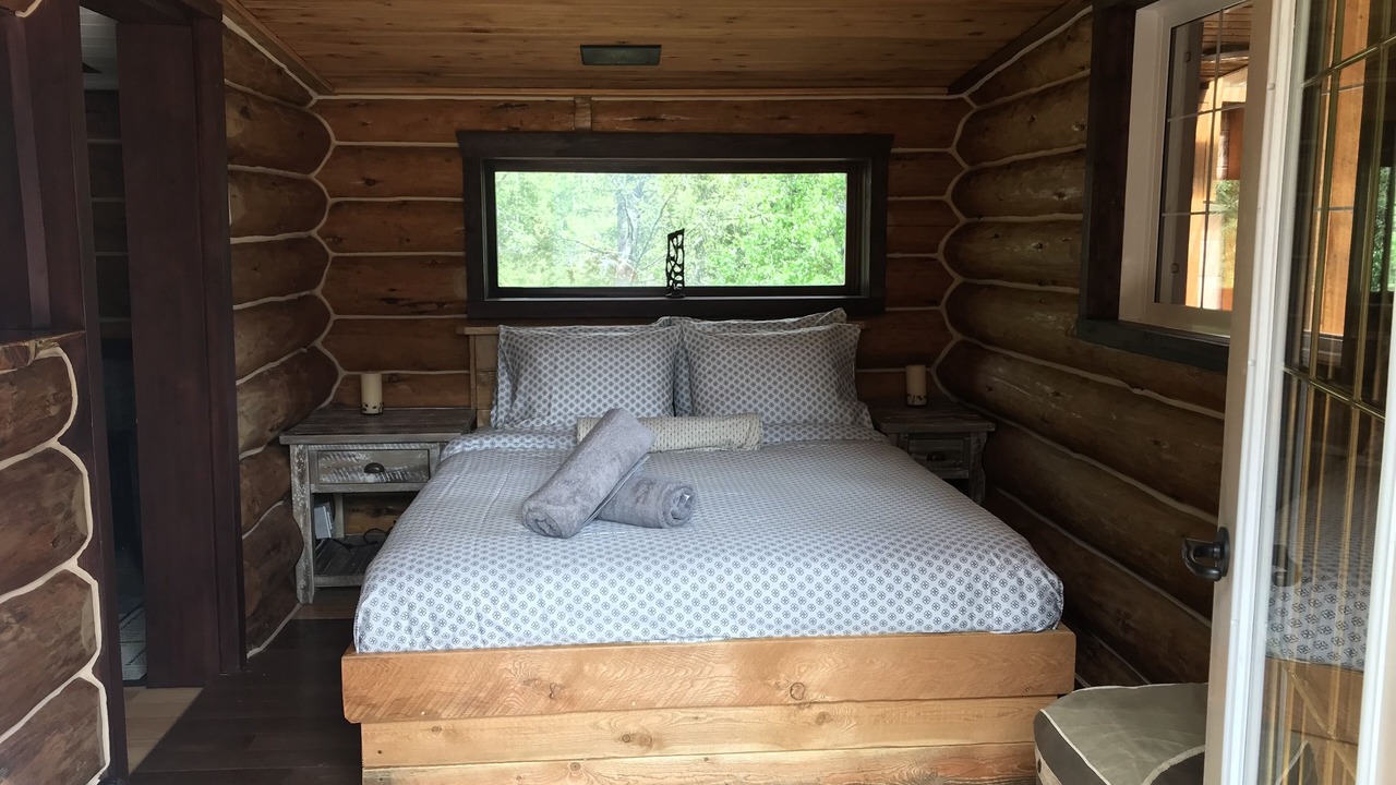 Photo of Bedroom in Parson