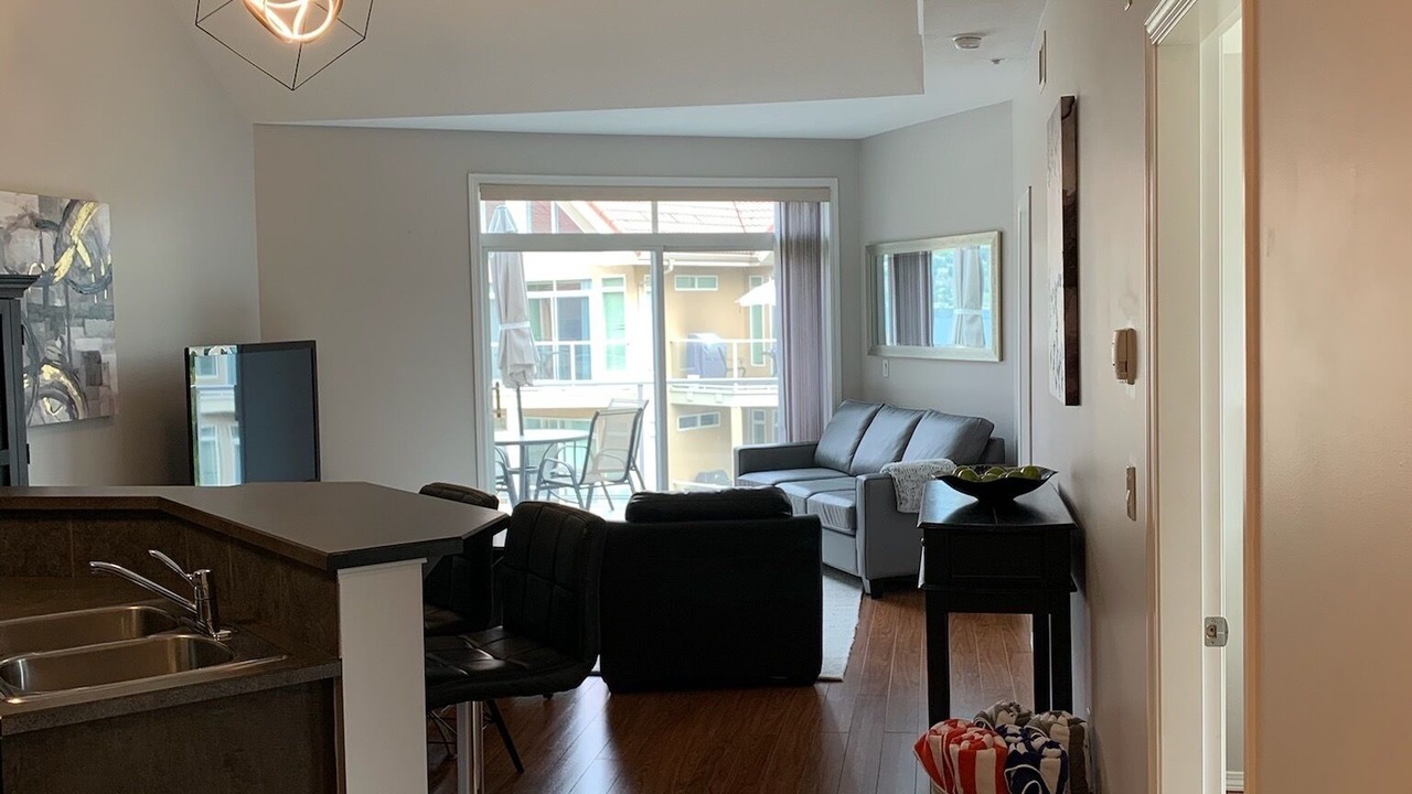 Photo of Livingroom in North End