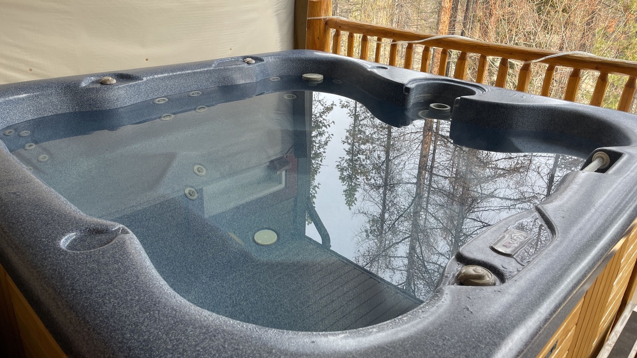 Photo of Patio Balcony in East Kootenay
