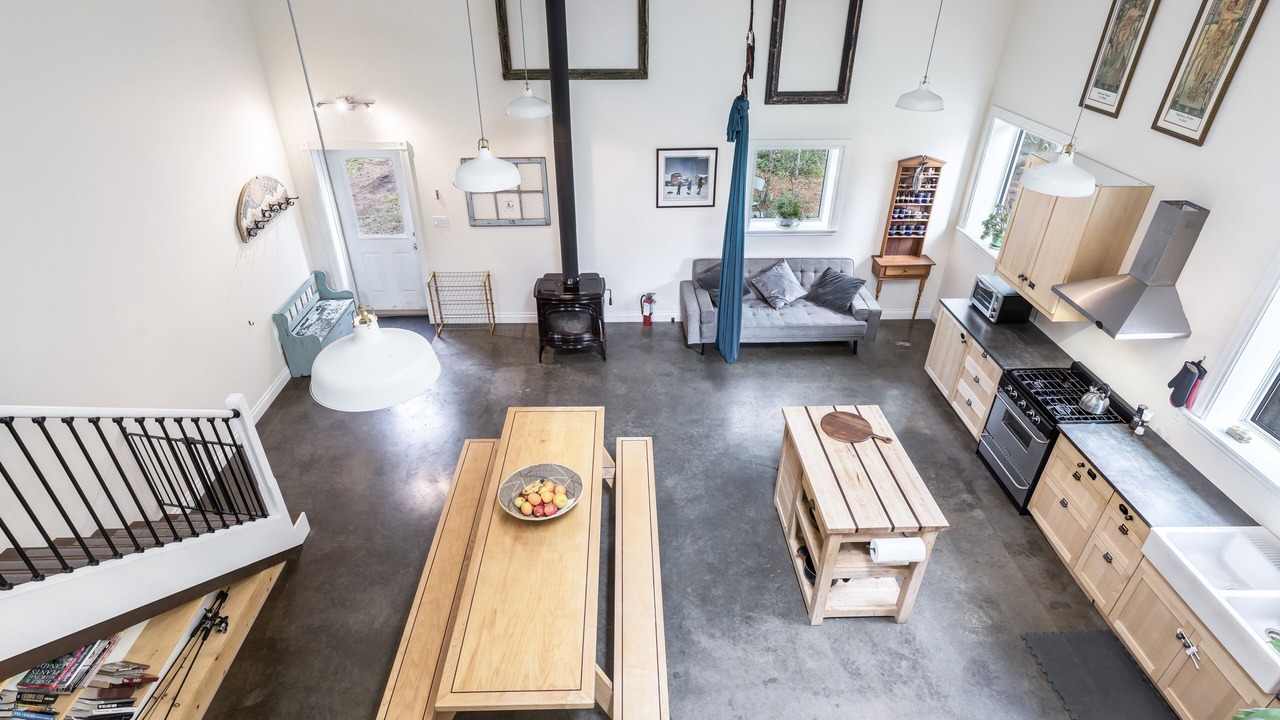 Photo of Livingroom in Whitehorse