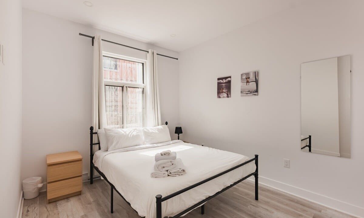 Photo of Bedroom in Mile End