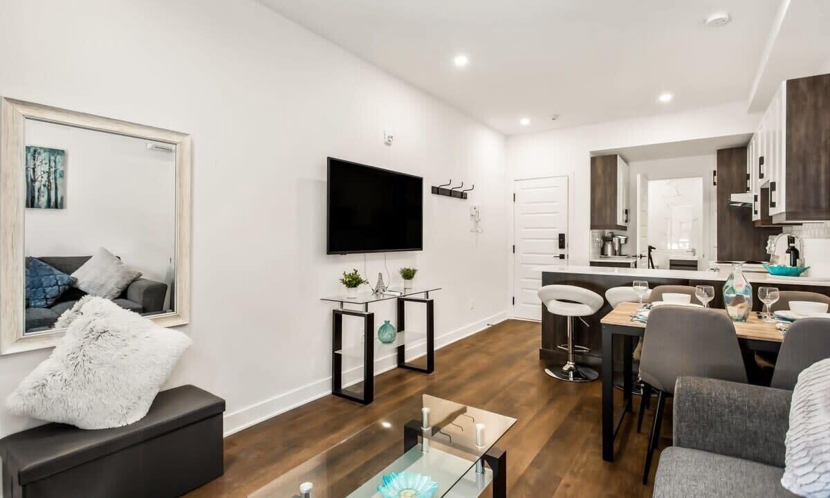 Photo of Livingroom in Mile End
