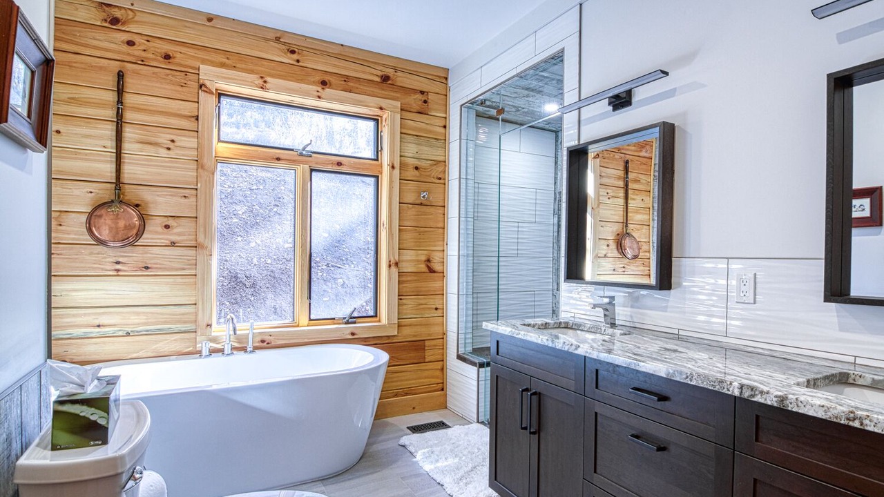Photo of Bathroom in East Kootenay