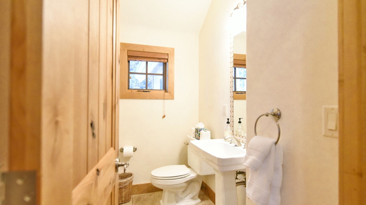 Photo of Bathroom in The Reserve