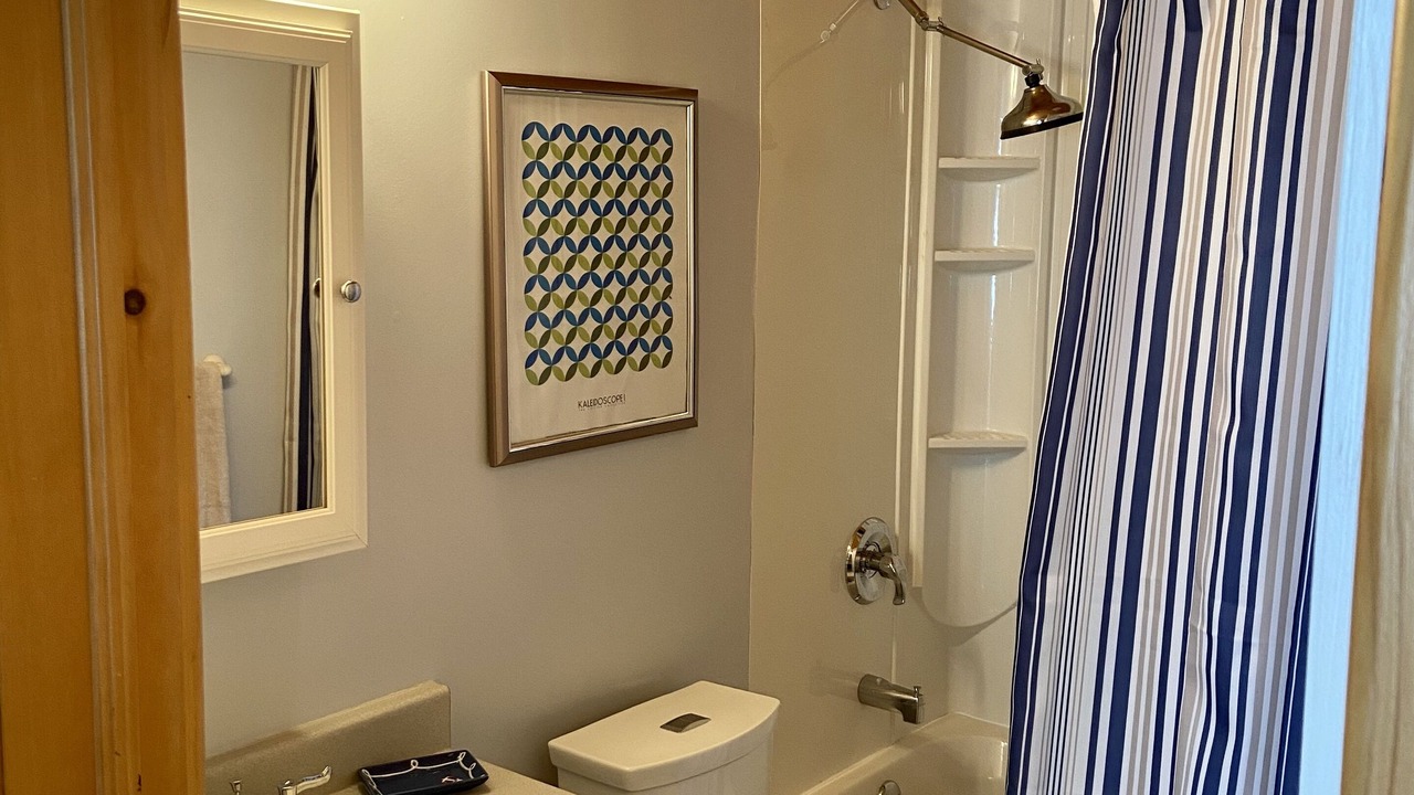 Photo of Bathroom in Leeds and the Thousand Islands