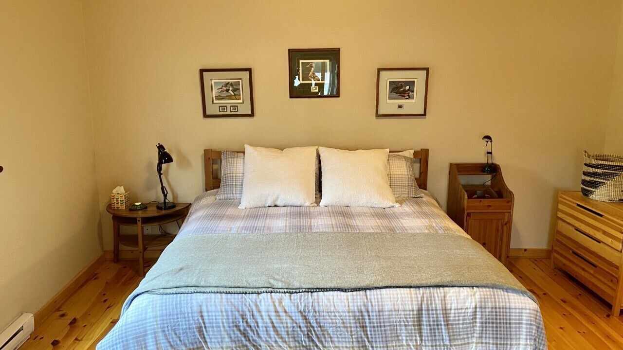 Photo of Bedroom in Leeds and the Thousand Islands