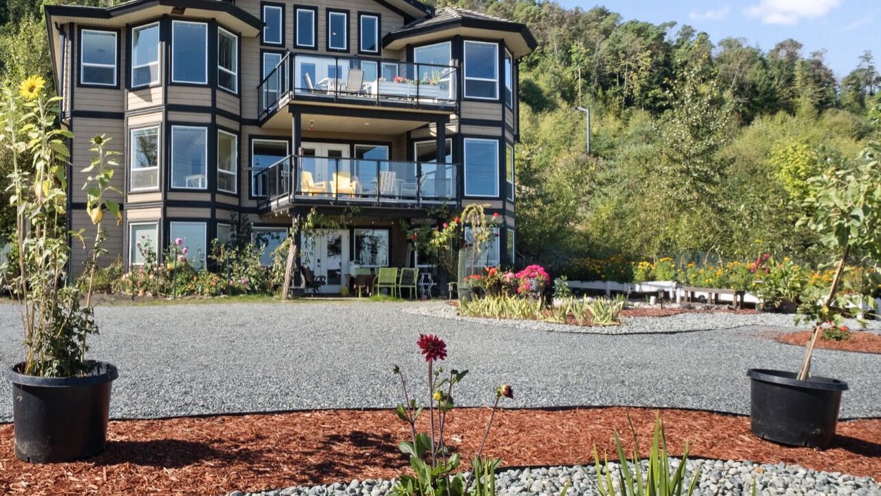 Photo of Others in Ladysmith