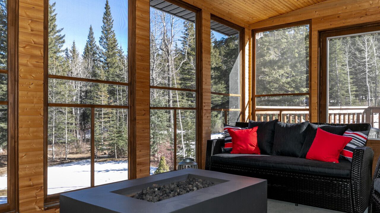 Photo of Livingroom in Jasper East