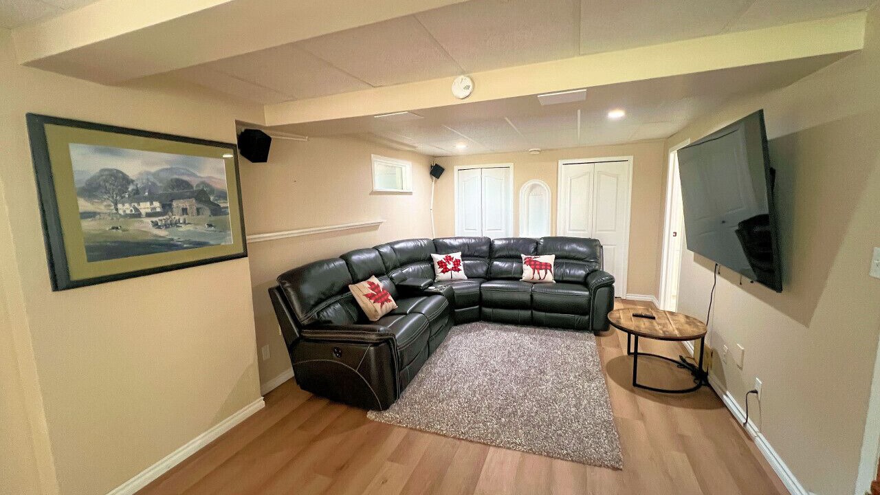 Photo of Livingroom in Jasper East