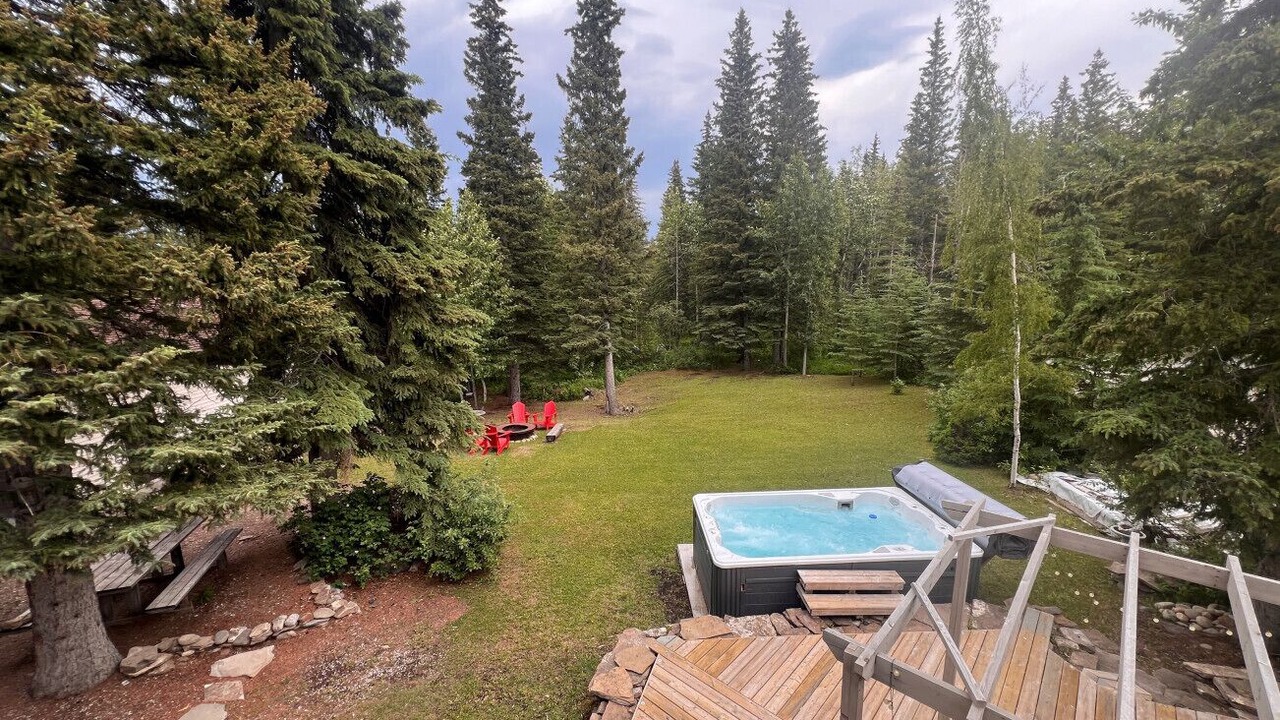 Photo of Outdoor in Jasper East