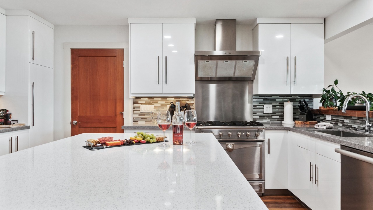 Photo of Kitchen in Okanagan-Similkameen