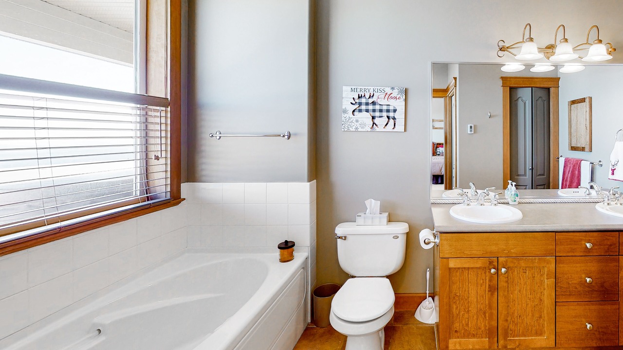 Photo of Bathroom in Big White Ski Resort