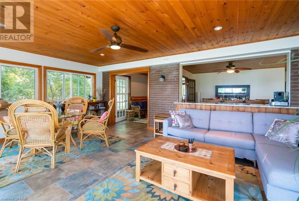 Photo of Livingroom in Port Colborne