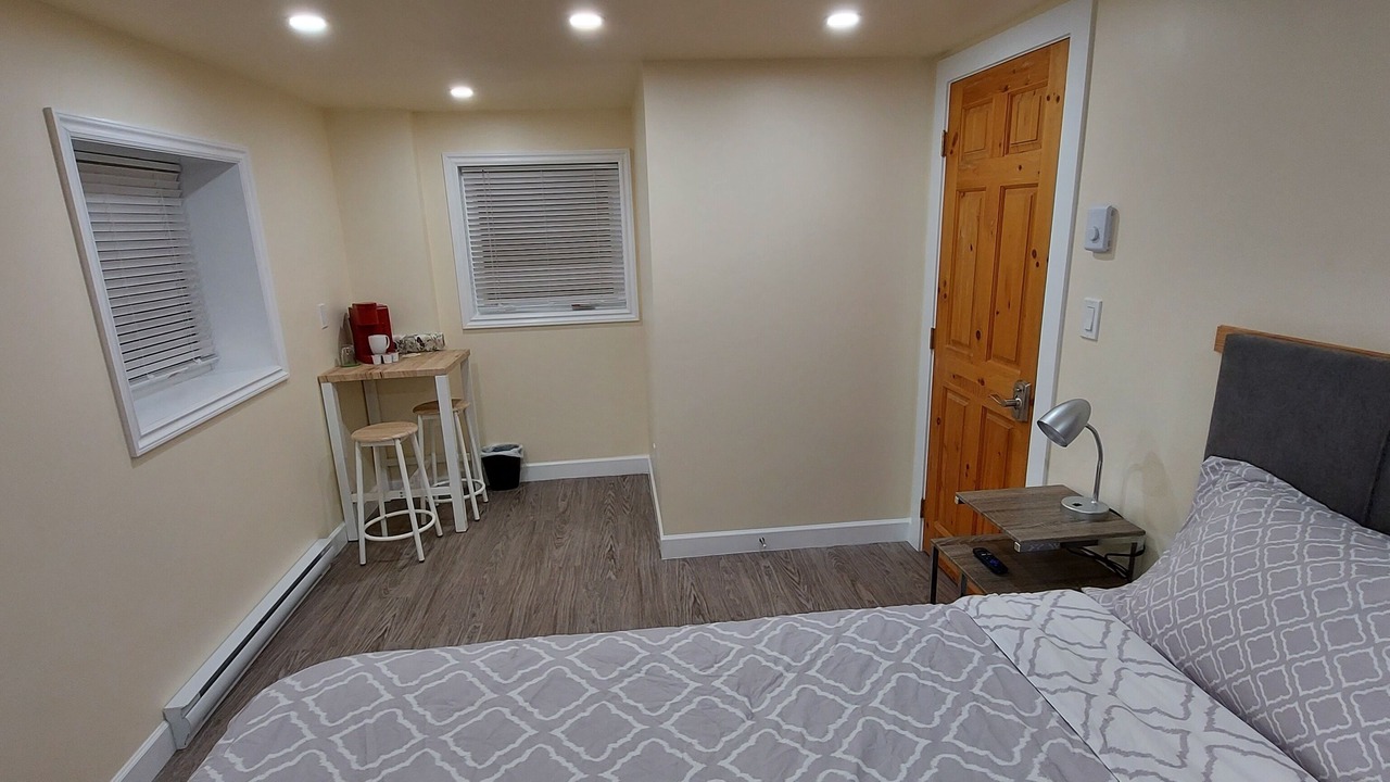 Photo of Bedroom in Saanich East