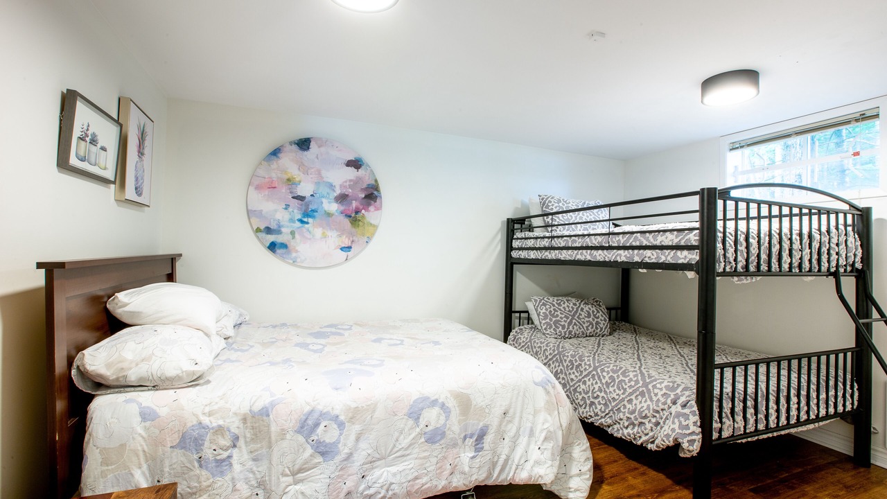 Photo of Bedroom in Shortts Lake