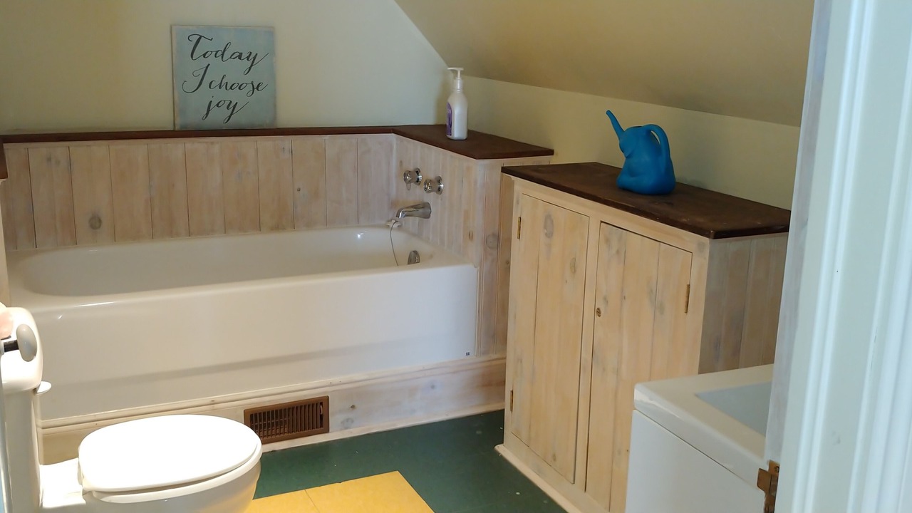 Photo of Bathroom in Lunenburg County