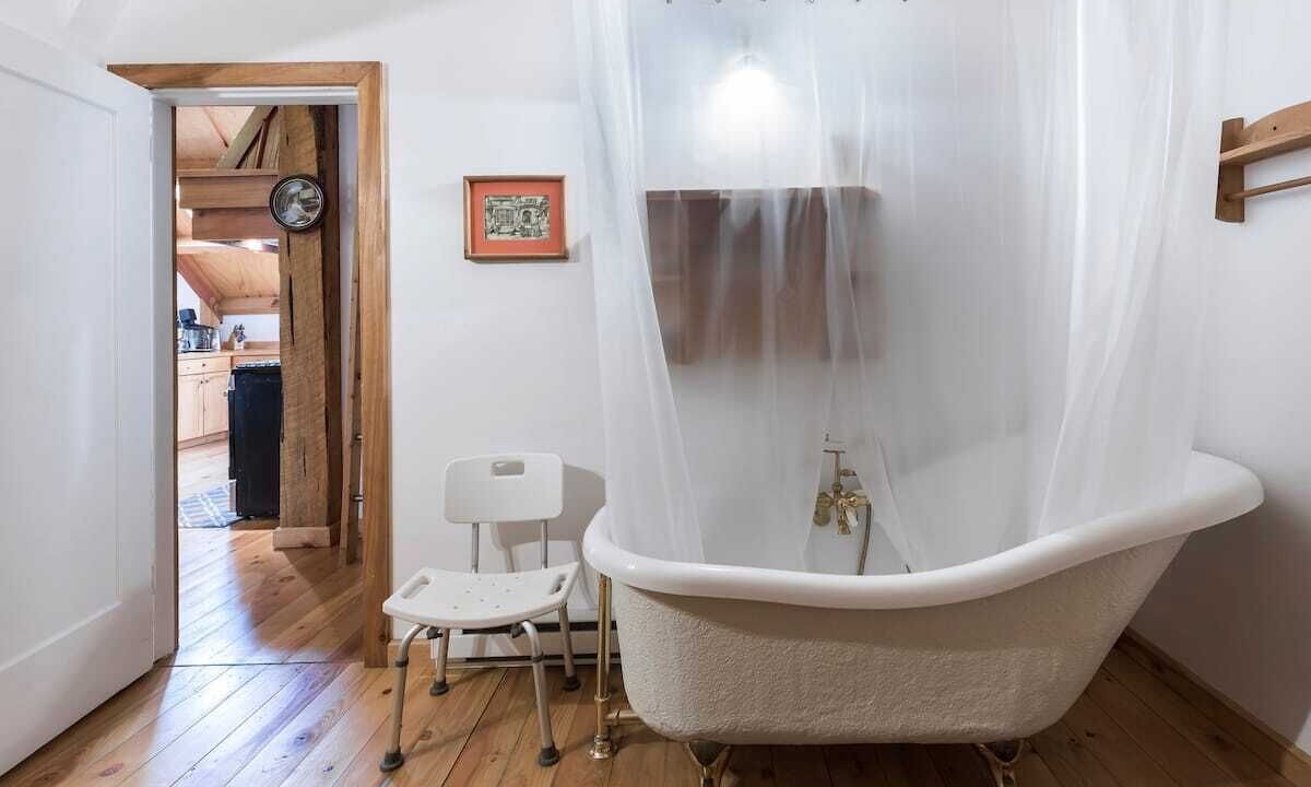 Photo of Bathroom in Hope