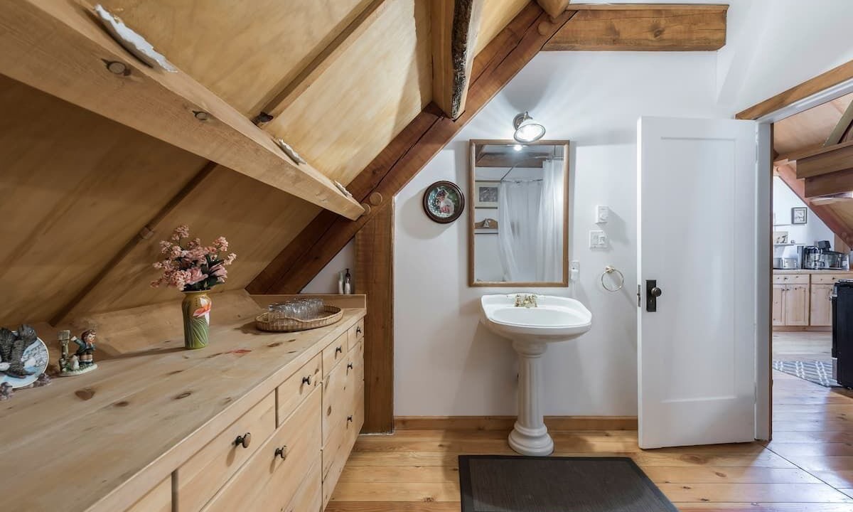 Photo of Bathroom in Hope