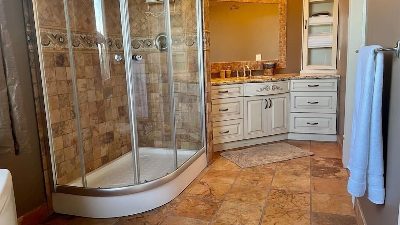 Photo of Bathroom in Ladysmith