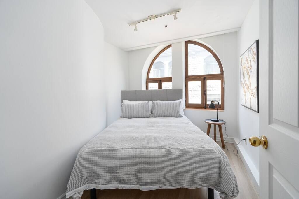 Photo of Bedroom in Old Montreal